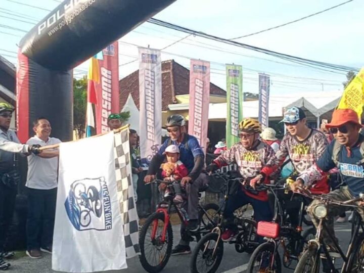 Jalin Silaturahmi, Kasdim 1016/Palangka Raya Ikuti Gowes Bareng Komunitas Sepeda