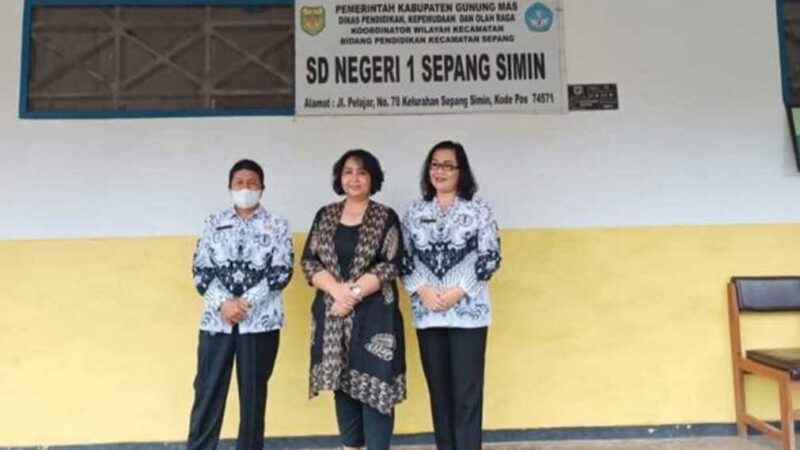 Pentingnya Peran Kepala Sekolah Majukan Pendidikan di Kabupaten Gunung Mas