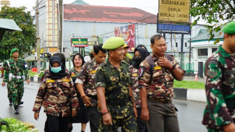 Pastikan Situasi Aman, Anggota Kodim 1016/Plk Bersama Ormas Laksanakan Patroli