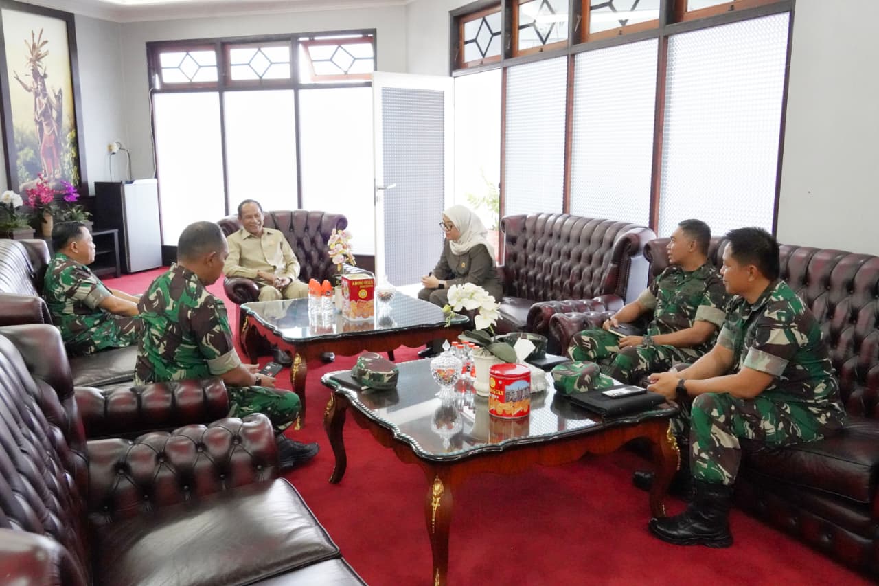 Pangdam XXII/Tambun Bungai Silaturahmi ke DPRD Provinsi Kalimantan Tengah.