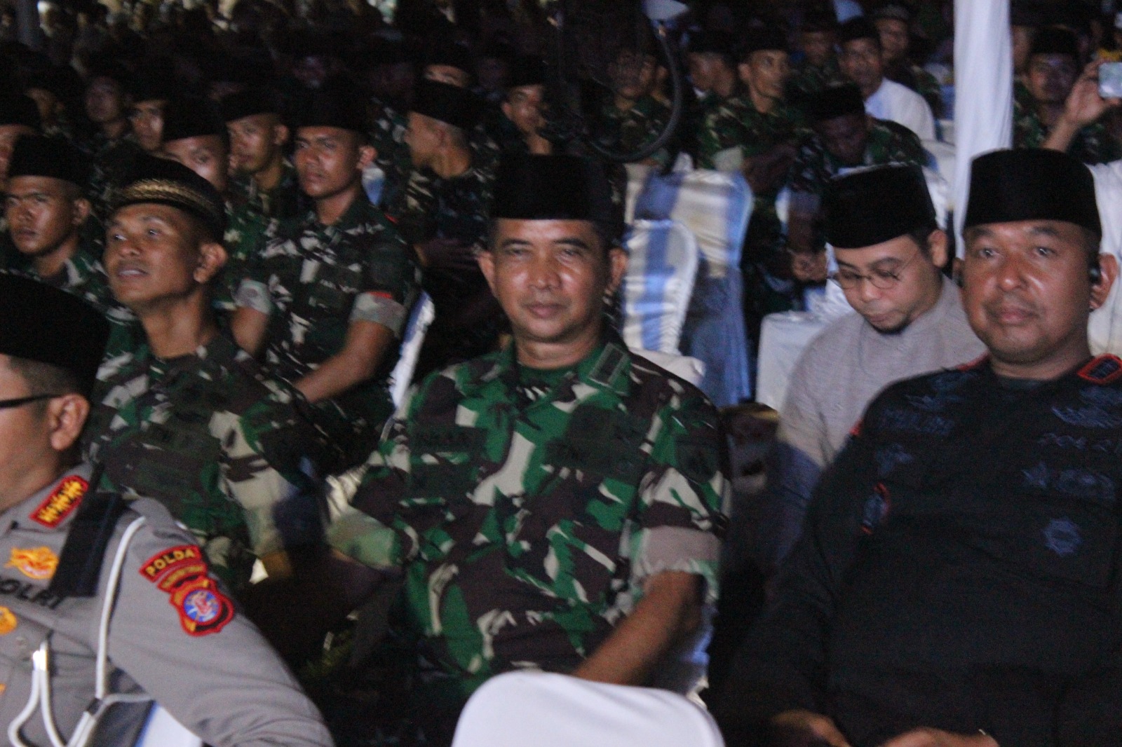 Wujud Kecintaan Kepada Rasullullah SAW, Anggota Kodim 1016/Plk Ikuti Peringatan Maulid Nabi Muhammad SAW 1447 H/2025 M