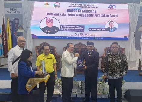 Menganalisis Kolom Agama di KTP