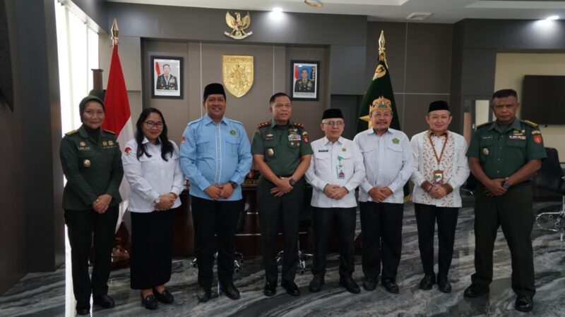 Pangdam XXII/Tambun Bungai Terima Silaturahmi dan Koordinasi dari Kakanwil Kemenag Kalteng dan Rektor Perguruan Tinggi Keagamaan