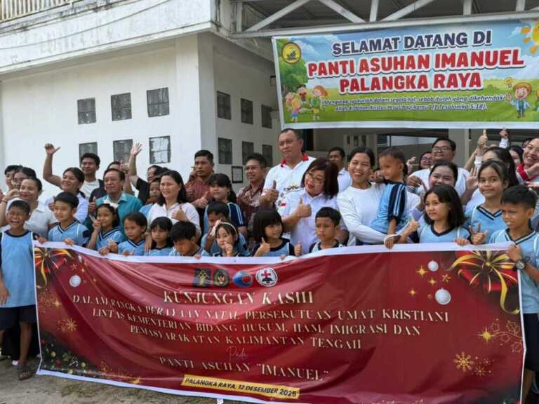 Rayakan Natal Ditjenpas Kemkumham, Gelar Kunjungan Kasih ke Panti Imanuel.