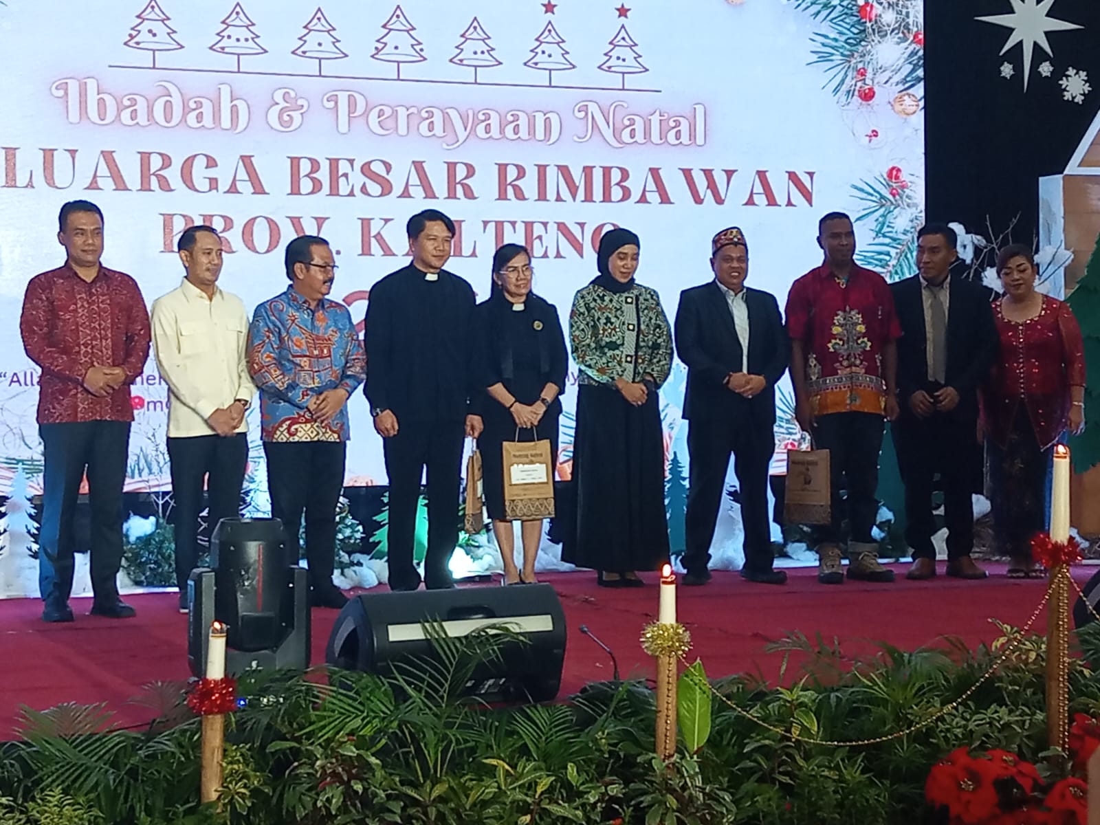 Rimbawan Kalteng Ibadah dan Rayakan Natal Bersama.