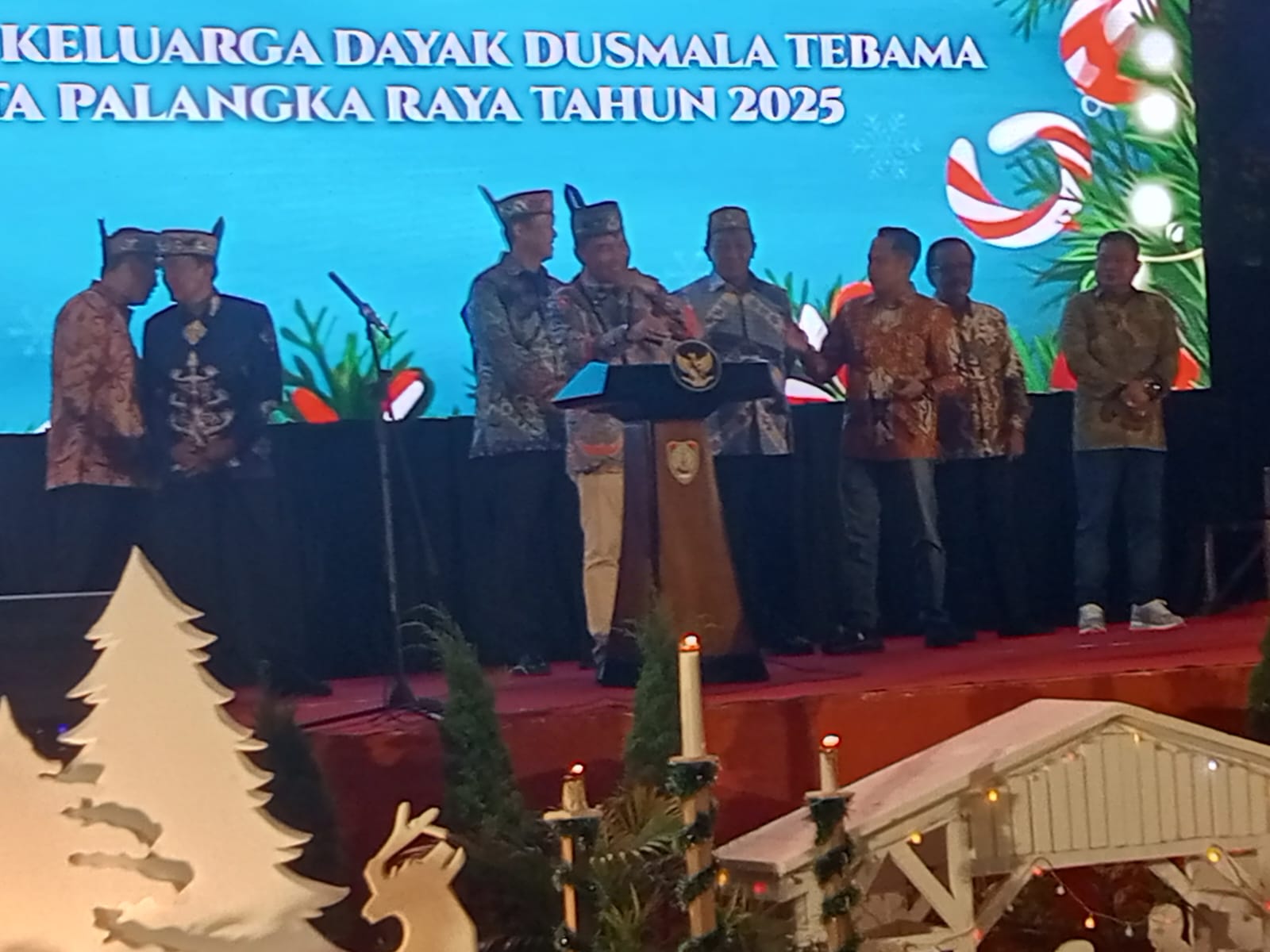 KKD Dusmala Tebama Rayakan Natal Bersama, Gubernur Beri 5 Paket Wisata Rohani.