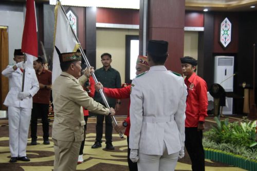 Gubernur Kalteng Agustiar Sabran Kukuhkan DPP Perkumpulan Pemuda Dayak