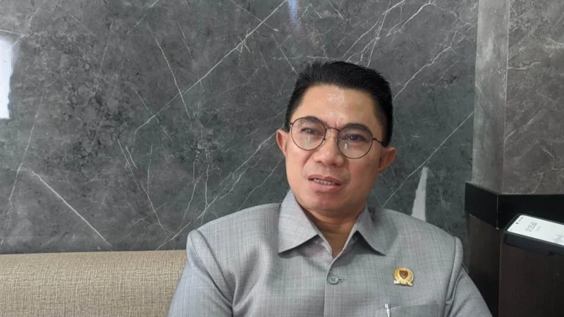 Wakil Ketua Dewan Junaidi Pimpin RDP Antara SBSM Dengan PT.GAL.