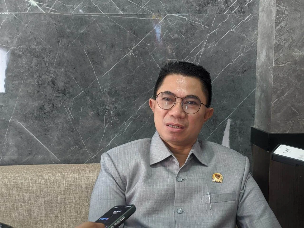 Wakil Ketua Dewan Junaidi Pimpin RDP Antara SBSM Dengan PT.GAL.