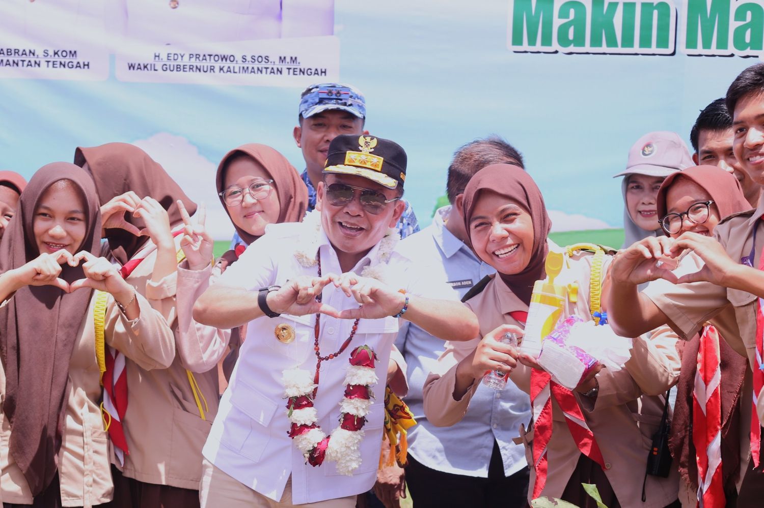 Program Huma Betang Gubernur Kalteng Dinilai Positif.