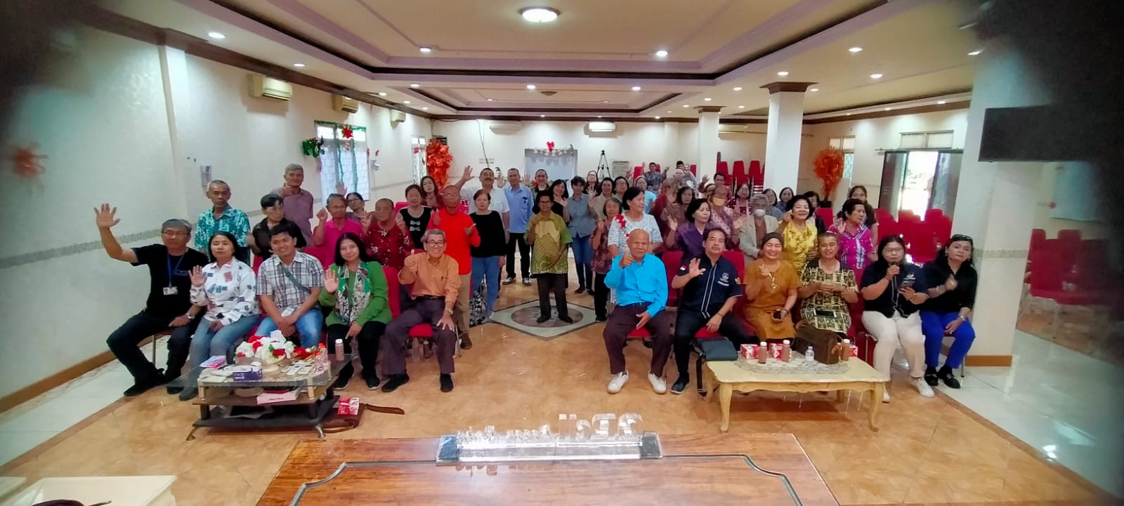 Mengubah Sunyi Lansia Jadi Sukacita, Begini Aksi Nyata Pewarna ID