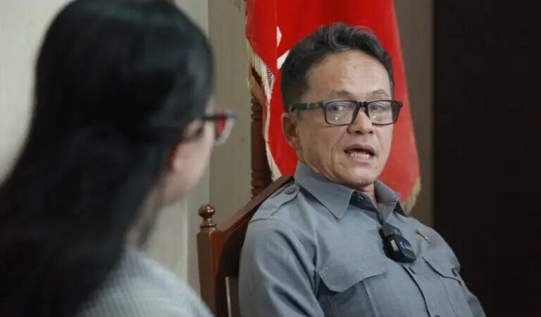 Anggota Komisi I DPRD Kalteng Y Fredy Ering Ingatkan Pemda Agar Lebih Cernat Kelola Anggaran.