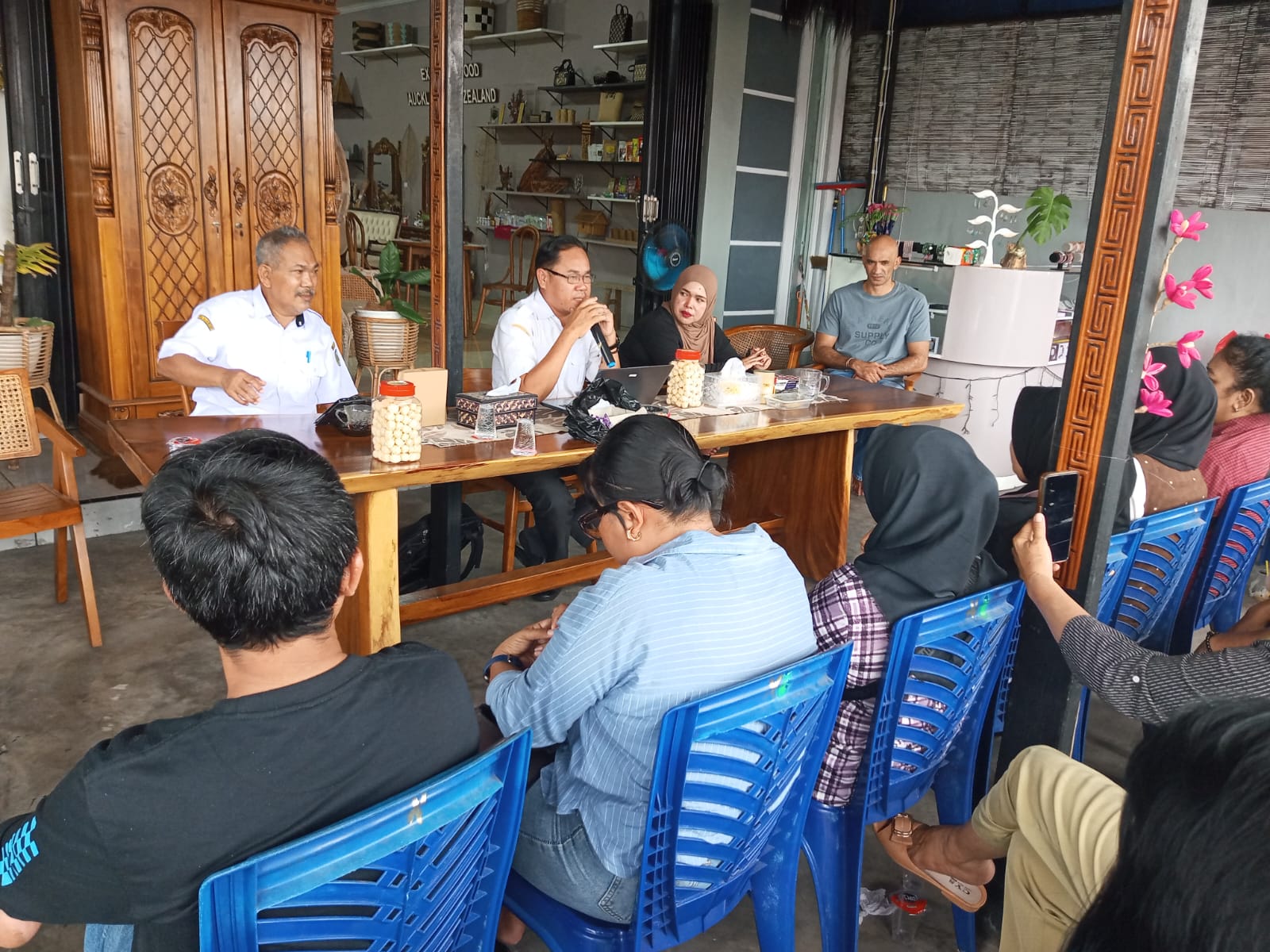 Dinas Pariwisata Kota Palangka Raya Fasilitasi Pemasaran Produk Unggulan UMKM Go Eksport.