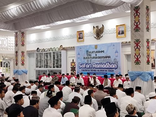 Gubernur dan Wagub Berbuka Puasa Bersama Warga Kota Palangka Raya.