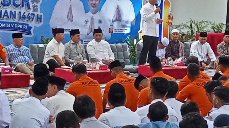 Wagub Edy Pratowo Hadiri Buka Puasa Keluarga Besar Perhubungan Dan Anggota Komisi V DPR RI.