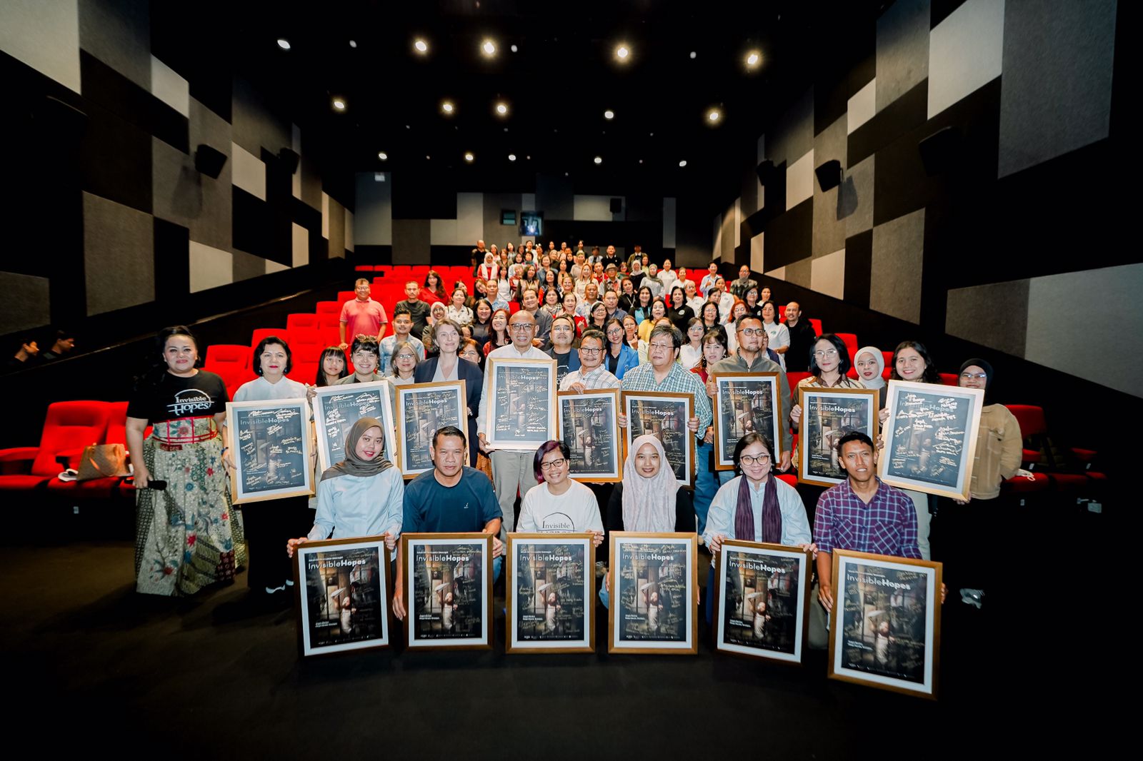 Peringati International Women’s Day, Senior GMKI Kuatkan Advokasi Perlindungan Perempuan dan Anak melalui Film ‘Invisible Hopes’