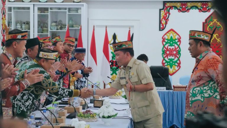 Gubernur Berharap Bank Kalteng Jadi Motor Penggerak Ekonomi