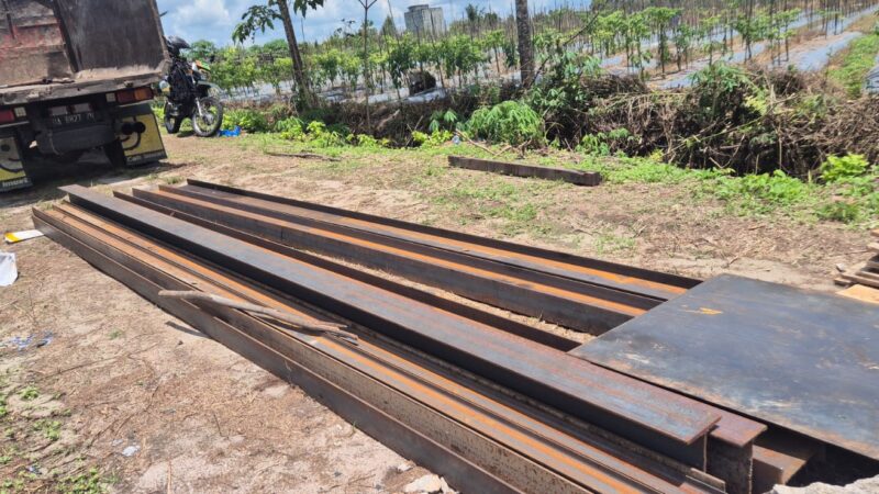 Besi Jembatan Garuda Telah Tiba, Pembangunan Semakin Dipercepat