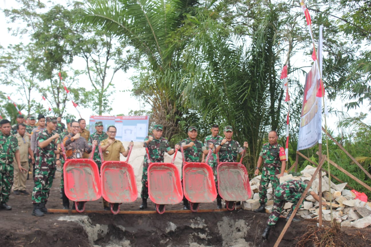 Dandim 1016/Palangka Raya Hadiri Ground Breaking Jembatan Perintis Garuda