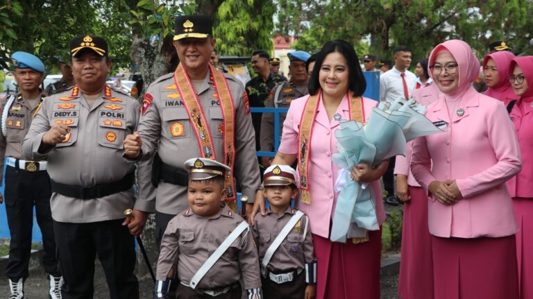 Kunker Kapolda Kalteng Disambut Hangat Kapolresta Palangka Raya.