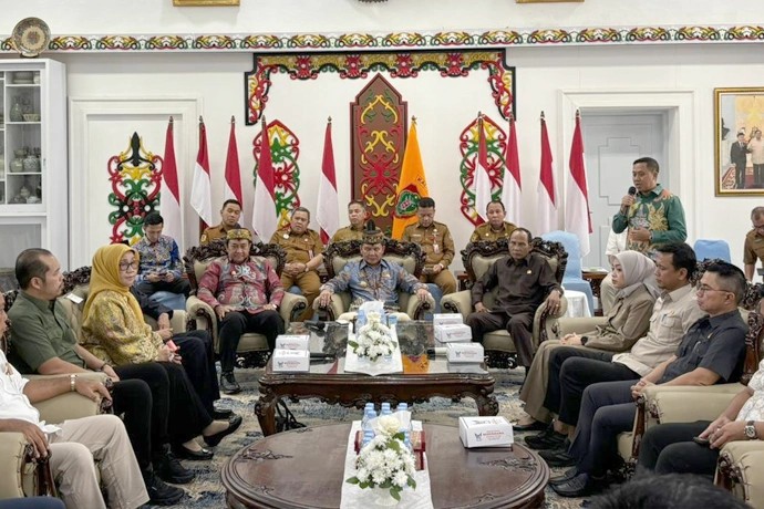 Gubernur Janjikan Jalan Wilayah Katingan Hulu Fungsional.