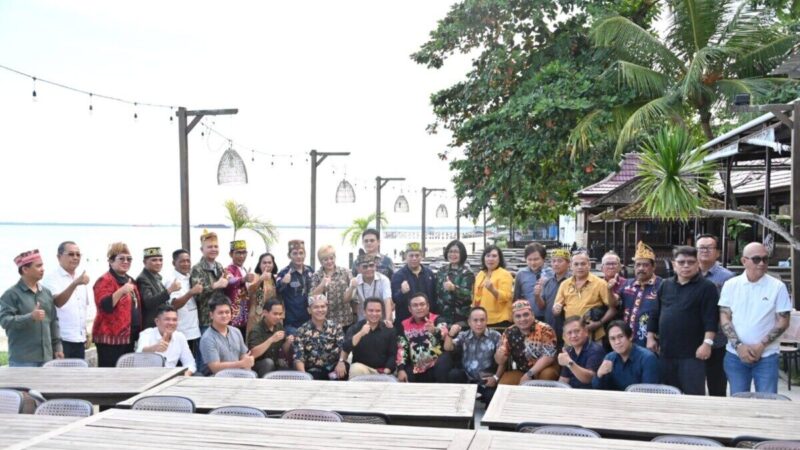 Gubernur Kalteng Agustiar Sabran Hadiri Pertemuan Tokoh Dayak.