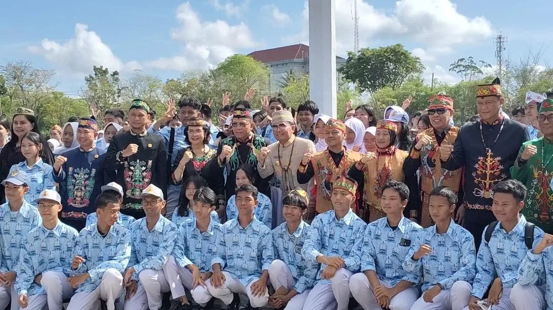 Wamen Disdasmen Pimpin Hardiknas, Hari Bumi dan Otonomi Daerah di Kalteng.