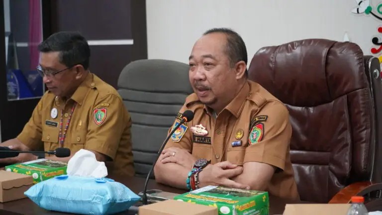 DLH Kalteng Melaksanakan Penilaian Tata Kelola Keungan BLUD UPT Laboraturium.
