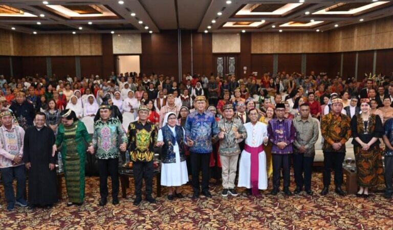 Gubernur Hargai Peran Uskup Jaga Kerukunan