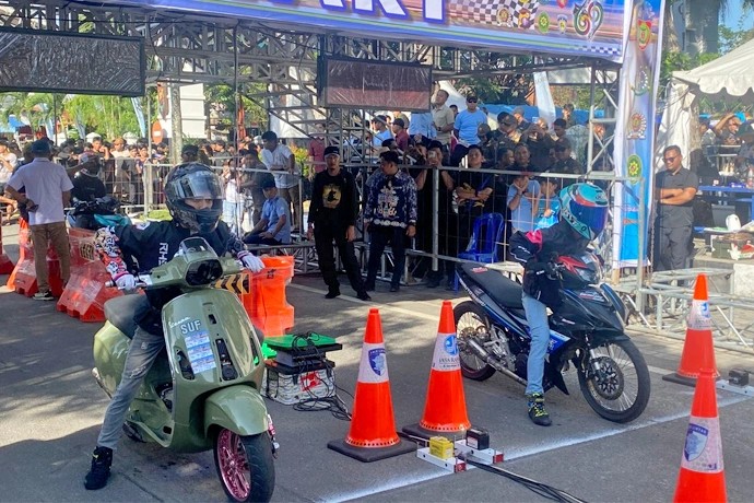Agustiar Sabran Resmikan Gubernur Cup Drag Bike Campionship.
