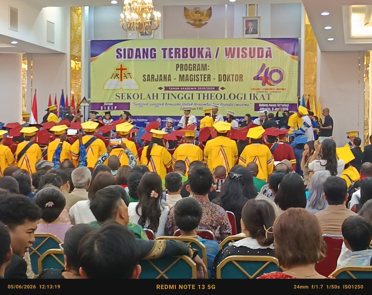 STT IKAT Gelar Wisuda Tahun Akademisi 2025/2026 Sukses Melahirkan Para Sarjana