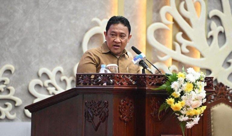 Paripurna ke-5 Masa Persidangan III Tahun Sidang 2026, Pemprov. Kalteng Berkomitmen Tatakelola Keuangan Daerah.