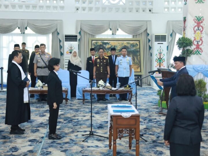 DILATIK GUBERNUR, LINAE V ADEN WANITA PERTAMA KALTENG MENJADI SEKDA DEFINITIF.