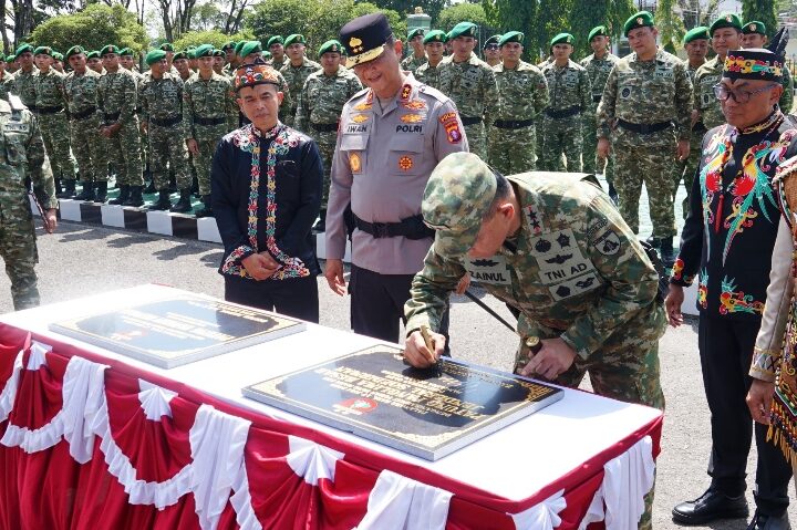 Resmikan Patung Jenderal Sudirman dan Tambun Bungai, Pangdam XXII/TB Teguhkan Nilai Kepahlawanan