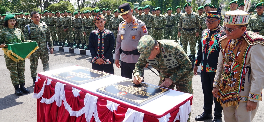 Resmikan Patung Jenderal Sudirman dan Tambun Bungai, Pangdam XXII/TB Teguhkan Nilai Kepahlawanan