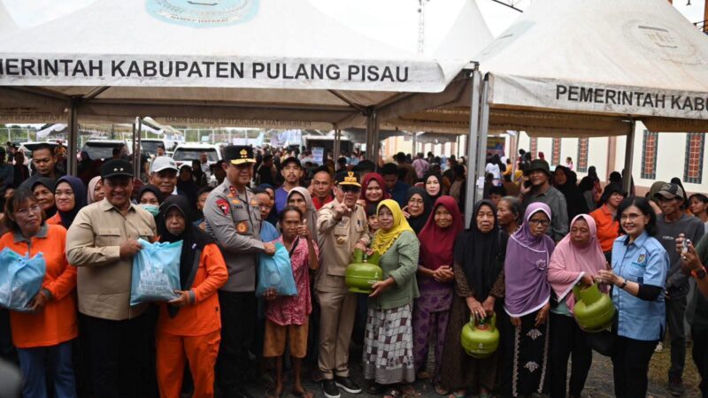 HUT Pulpis 24, Gubernur Buka Pasar Murah dan Cek Kesehatan Gratis.