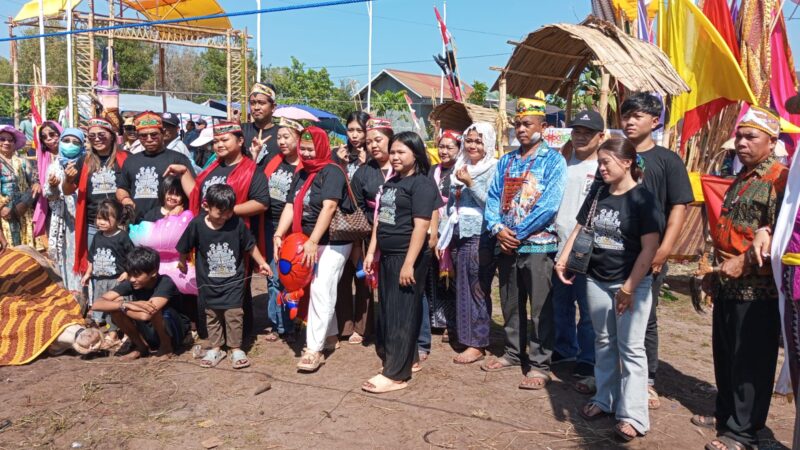 Unik Tiwah Kereng Bangkirai Korbankan dua Kerbau Albino.