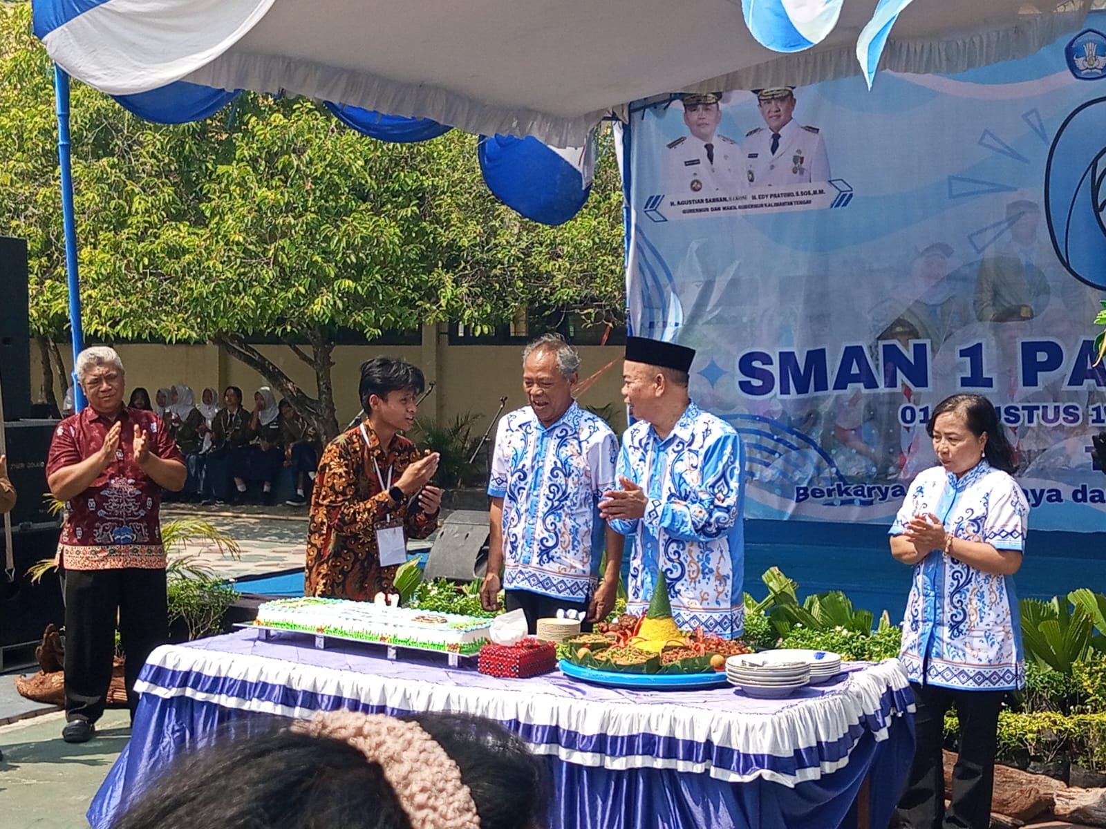 HUT ke-67 SMAN 1 Palangka Raya, Gelar Donor Darah dan Jalan Santai Sehat.