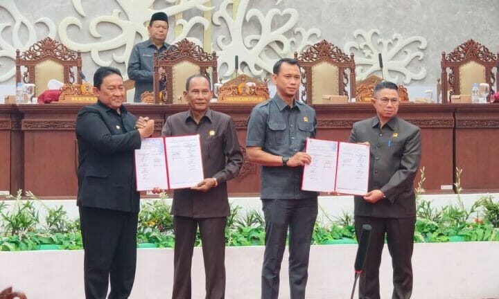 Pimpinan DPRD Bersama Wakil Gubernur Tandatangani Kesepakatan KUA/PPAS APBD Perubahan 2026.