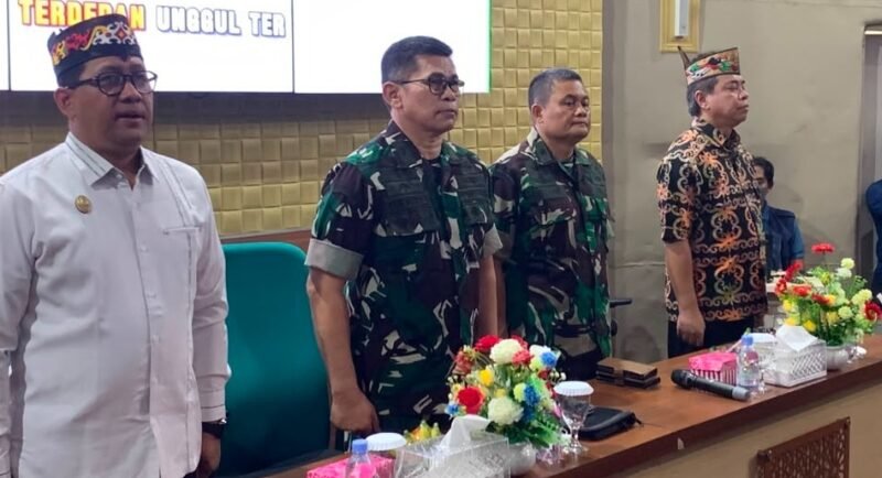 Kasdam XXII/Tambun Bungai Tinjau Latihan Pembinaan Satuan Yonif 631/Antang di Palangka Raya
