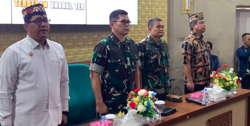 Kasdam XXII/Tambun Bungai Tinjau Latihan Pembinaan Satuan Yonif 631/Antang di Palangka Raya