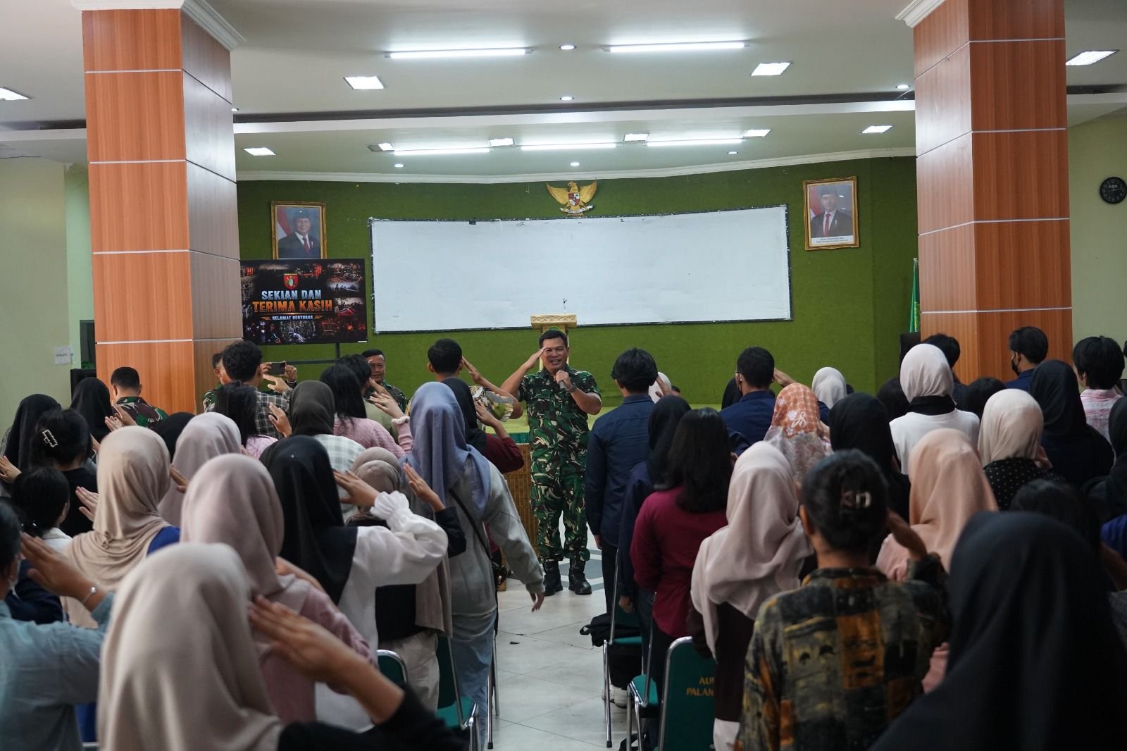 Tim Penyuluh Karhutla Mabesad Berikan Penyuluhan Karhutla kepada Mahasiswa Baru UMPR