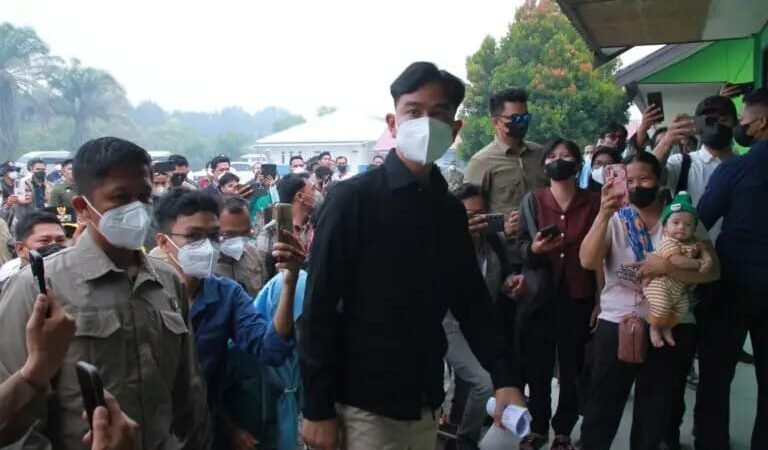 Wapres Gibran Kunker di Kalteng, Tinjau Warga Terdampak Karhutla.