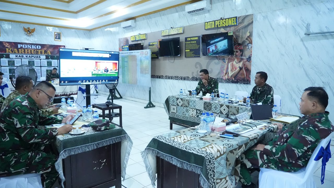 Pangdam XXII/Tambun Bungai Ikuti Vidcon Karya Bakti TNI AD Untuk Rakyat Pimpinan Kasad