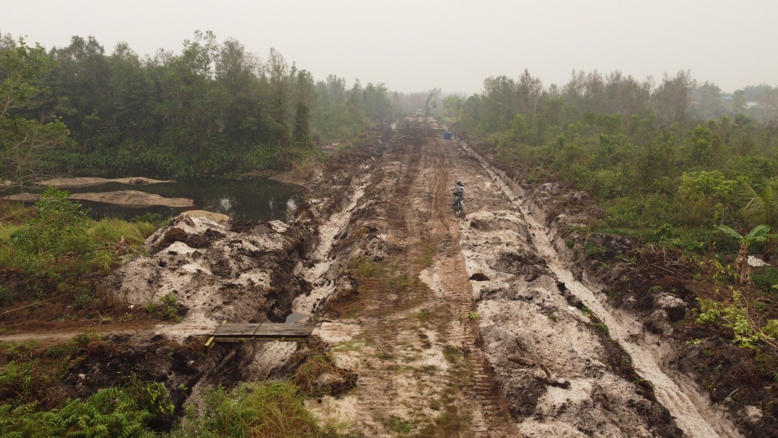 Maksimalkan Pengerjaan Drainase Sasaran TMMD, Alat Berat Dikerahkan